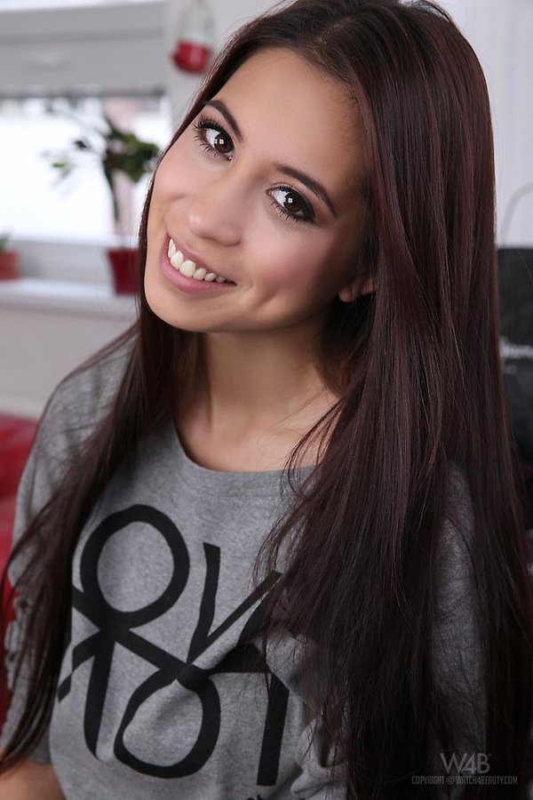 Катя, 30